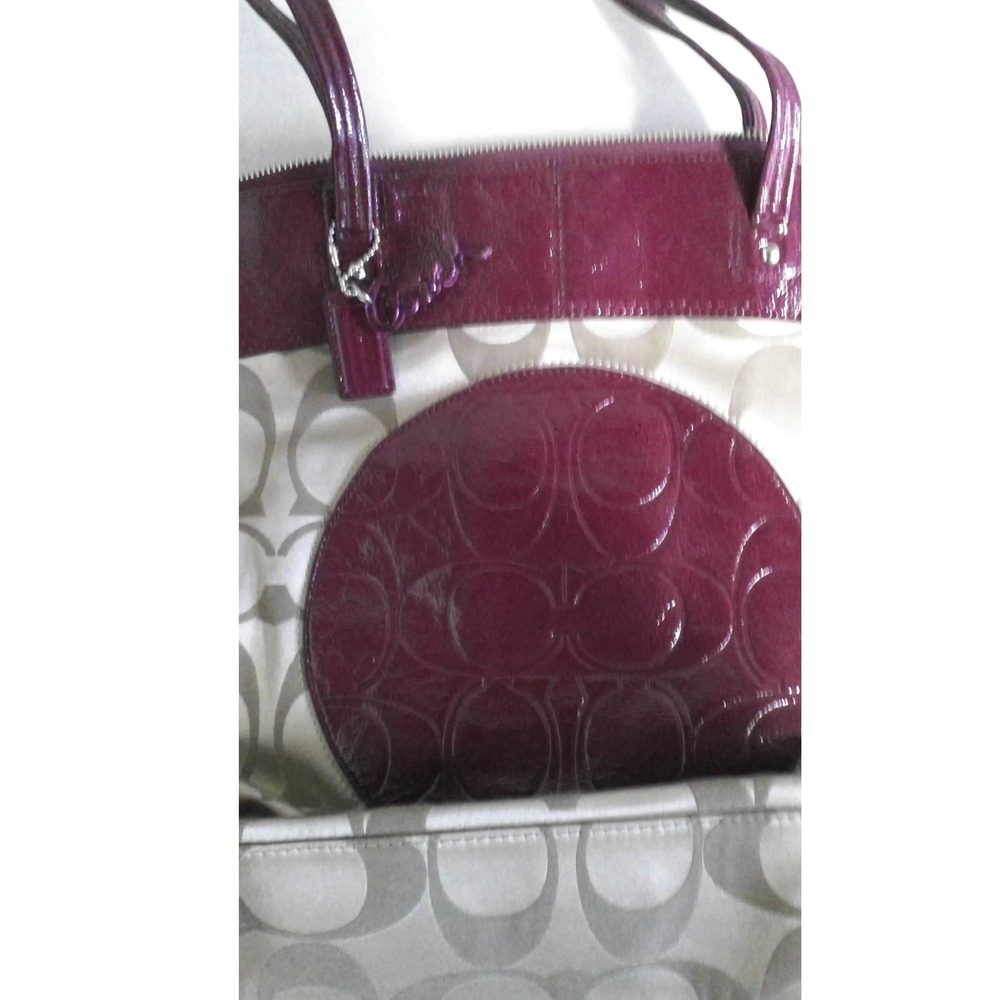 Coach Signature C Monogram Tote Bag Khaki Plum Burgundy Patent Leather F18335 - Picture 2 of 5